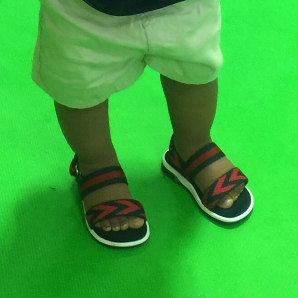 Toddler Chevron leather sandal